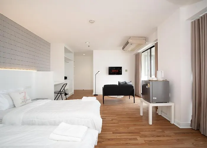 Stylish Twin Br W Ensuite Bath & Relaxing Tub Btb7 Apartment