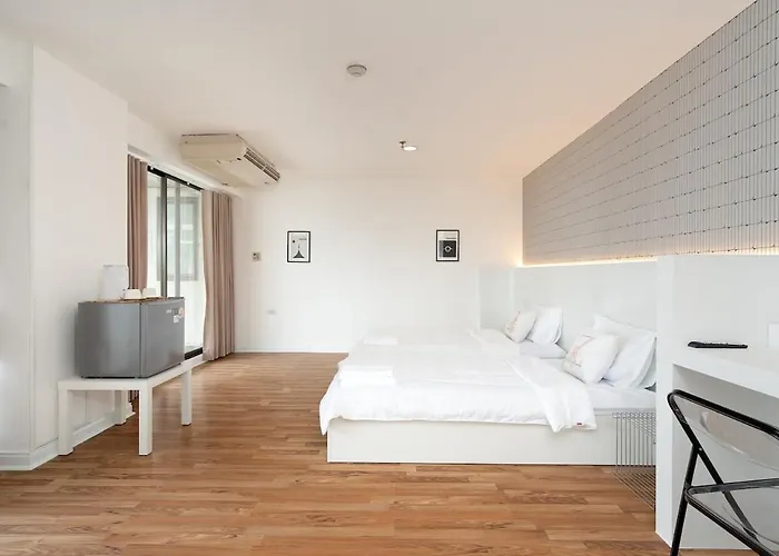 Stylish Twin Br W Ensuite Bath & Relaxing Tub Btb7 Apartment